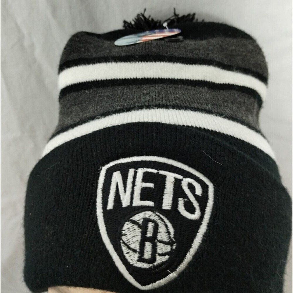 NBA Brooklyn Nets‎ Beanie Pom Winter Knit Hat Cap Striped Black Gray